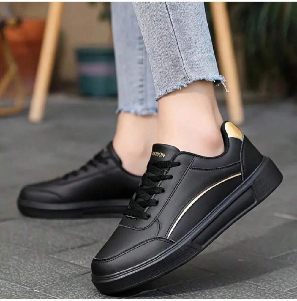 Women White Casual Sneakers, L - Running Gear Women ulasan dan harga